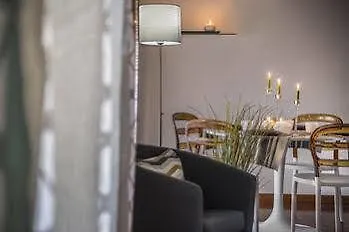 Apartment Garibaldi Central Nest Milan Italy