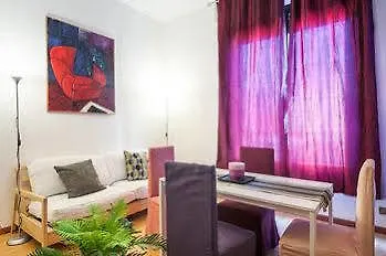 Apartment Garibaldi Central Nest Milan